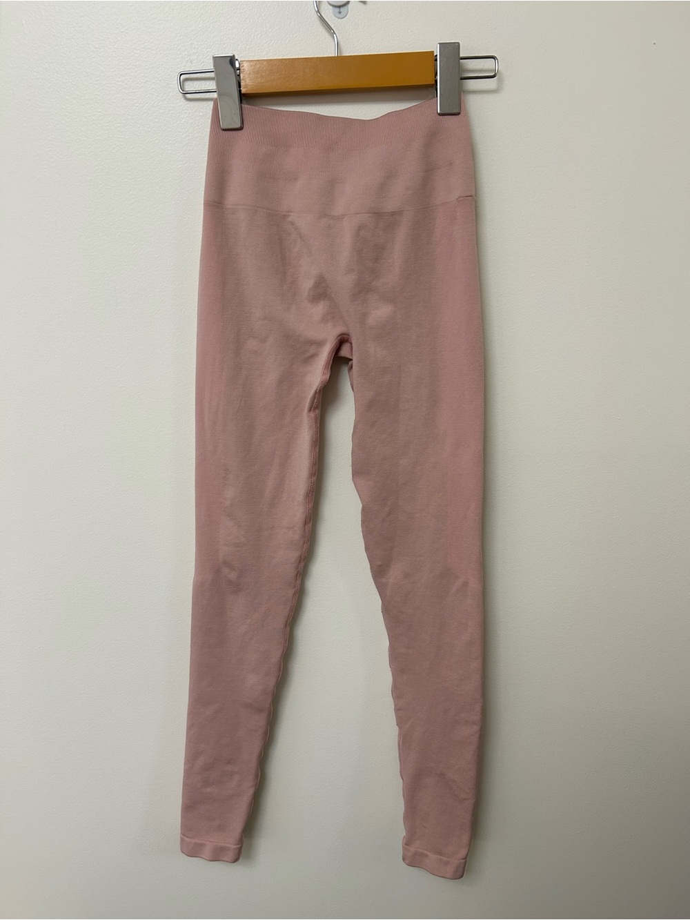 Alphalete High-Waist Pink Leggings